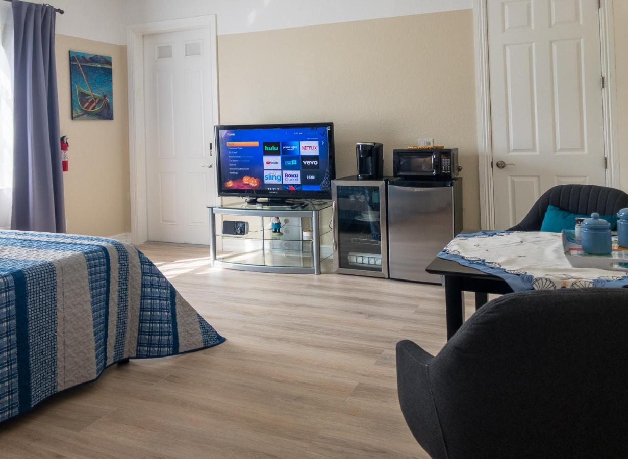 White Orchid Apartments ฟอร์ตไมเยอร์ ภายนอก รูปภาพ